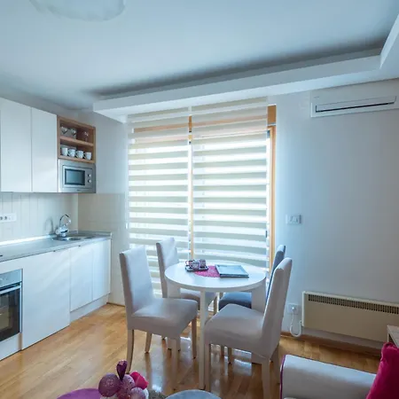 Konaciste Egoiste - Centar Apartment