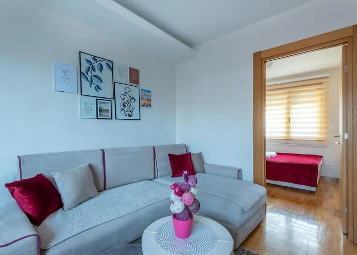 Konaciste Egoiste - Centar Zlatibor