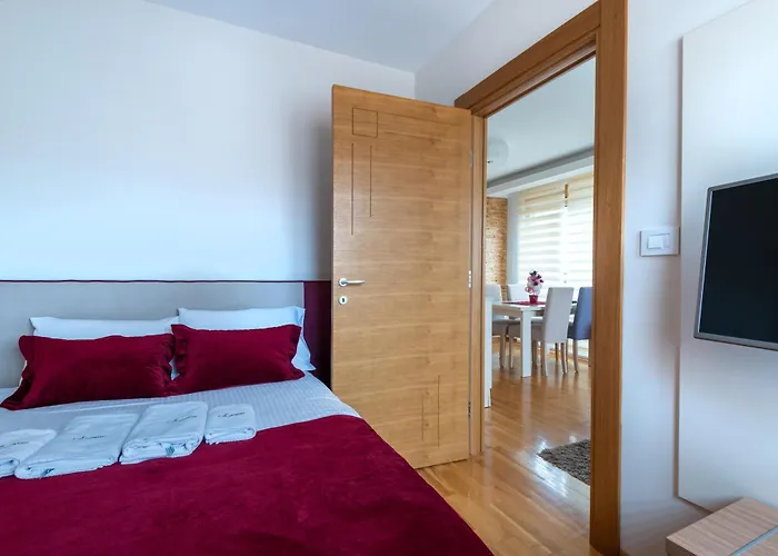 Konaciste Egoiste - Centar