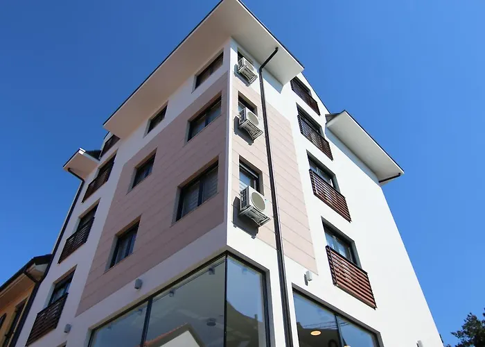 Konaciste Egoiste - Centar